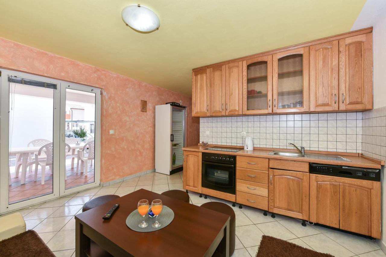 Apartments Krepo Vir Bagian luar foto