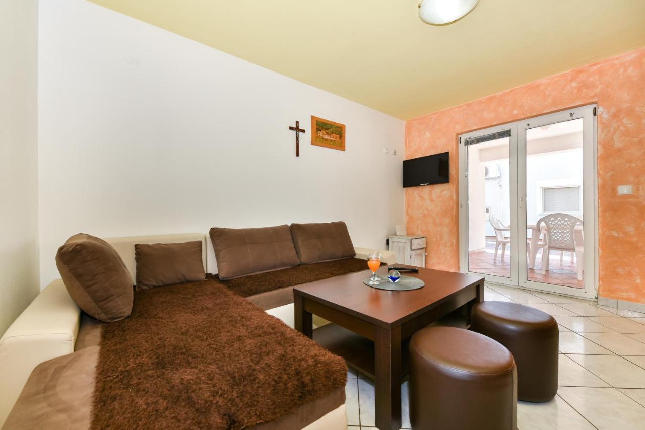 Apartments Krepo Vir Bagian luar foto