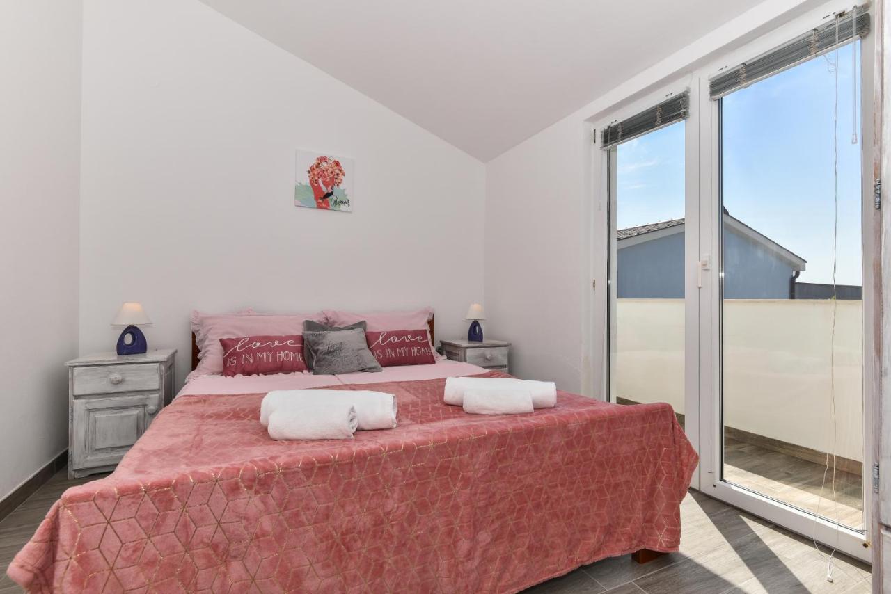 Apartments Krepo Vir Bagian luar foto