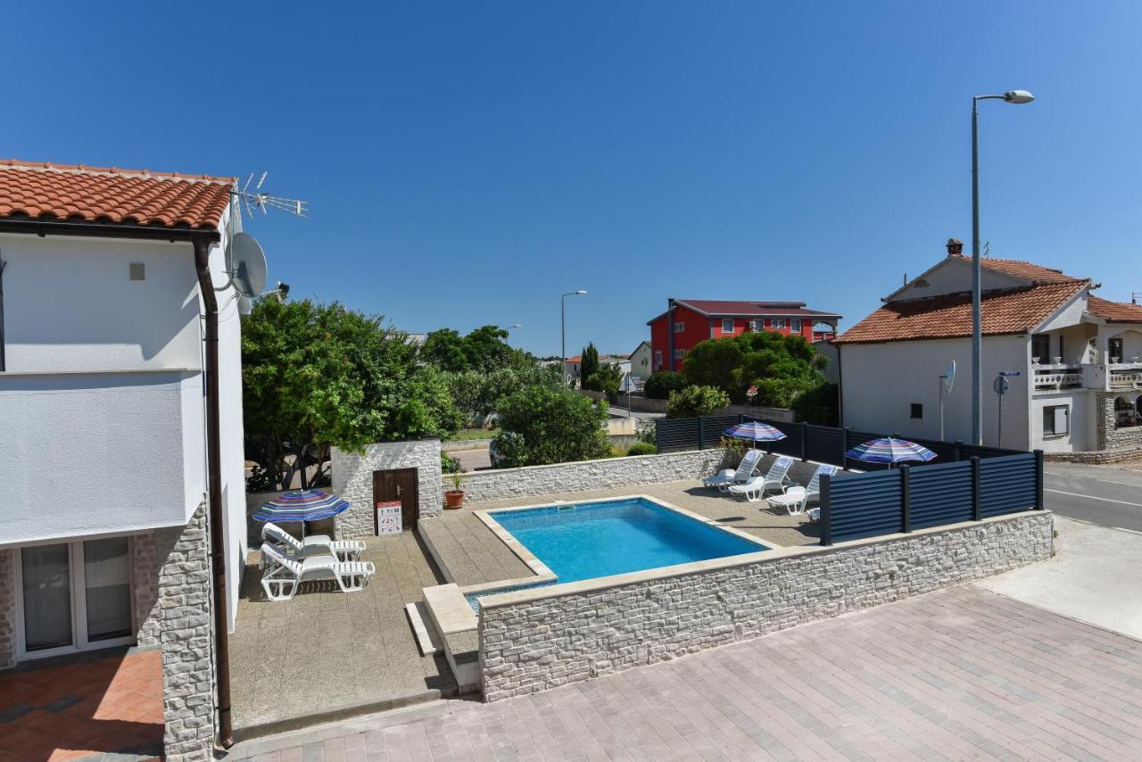 Apartments Krepo Vir Bagian luar foto